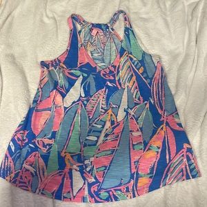 Lillly Pulitzer women’s tank top, V-neck tropical flower theme. Lightly worn
